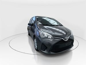 Como Nuevo, Y-a-ris LE FWD 2017 - Product Image 2