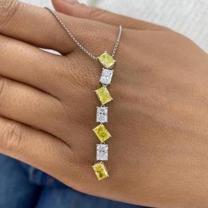 จี้เพชรทรงรัศมีสีเหลืองขาวหรูหรา สร้อยคอทองคำขาว 14K ดีไซน์ทันสมัย ของขวัญวันครบรอบสุดพิเศษ - Product Image 2