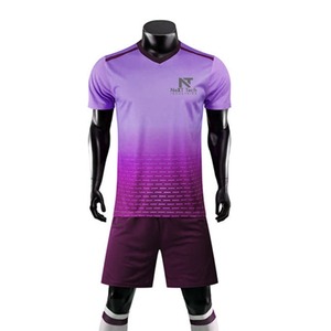 Vêtements de sport confortables pour hommes, uniforme de football 100% polyester, uniforme de football sur mesure pour hommes - Product Image 2