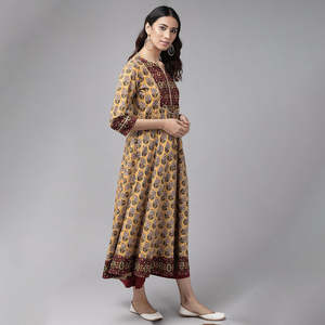 Cotton Cambric Floral Printed Anarkali Kurta Crop <b>Top</b> Flared Pants Co-Ord Set Women's Summer Ethnic Quick Dry Sun Protection - Product Image 3