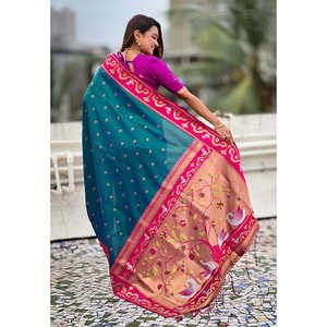 Sari de Seda Rajahans Swan Paithani Tejido con Zari Verde, Bufandas y Chales Étnicos, Tejidos de Primera Calidad de 650g - Product Image 4