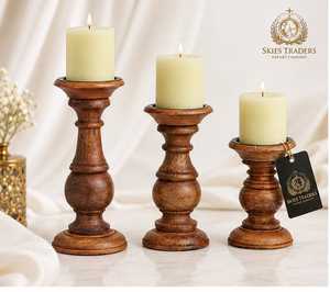 Ensemble de 3 bougeoirs en bois tourné faits à la main, style rustique vintage, pour centre de table - Product Image 1