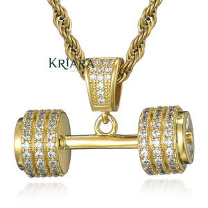 Colgante de mancuerna de plata 925 con diamantes cultivados en laboratorio, estilo hip hop, con cadena chapada en oro para joyería masculina - Product Image 1