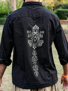 เสื้อเชิ้ตผ้าลินินสีดำพรีเมียมสำหรับผู้ชาย งานแฮนด์เมด แขนยาว สวมใส่สบาย เป็นมิตรกับสิ่งแวดล้อม เหมาะสำหรับฤดูร้อน - Product Image 2