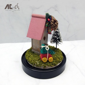 Maison de poupée Miniature 1:12 Accessoires de bricolage Miniature Merry Xmas Mini Bird House Pine Tree Dome with Base - Product Image 5