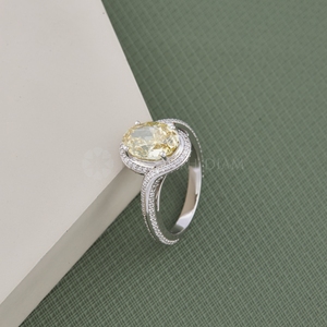 Anillo de Diamante Cultivado en Laboratorio con Corte Ovalado, Certificado IGI con Claridad VVS, Diseño Moderno, Anillo de Oro Blanco para Mujer, de la India - Product Image 4