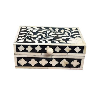 Boîte à bijoux artisanale en os incrusté, motif floral marocain, écologique, pour rangement décoratif, décoration de table, nouvel an - Product Image 1