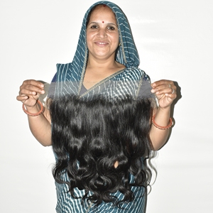 Cabello Humano Virgen Vietnamita de Alta Demanda, Frontal HD 13*6, Cabello Natural 100% sin Procesar de Templo, Ondulado Natural, Sin Enredos - Product Image 5