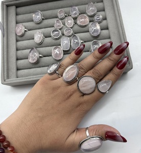 Anillo de cuarzo rosa natural, anillo de piedras preciosas chapado en plata, anillos de cuarzo de plata de ley 925 hechos a mano para mujer - Product Image 2