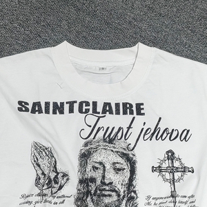 Camiseta Corta de Calidad Personalizada 250GSM con Estampado Puff, Cuello Desgarrado, 100% Algodón, Dobladillo Desgastado, Color Degradado, Casual para Hombre - Product Image 4