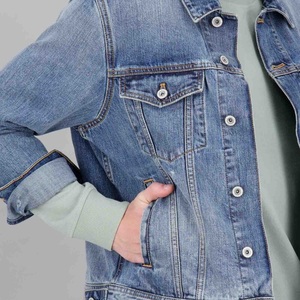 Chaquetas de Mezclilla para Hombre, Color Azul Claro, 100% Algodón, Forro de Felpa Lavada, Invierno, Venta al Por Mayor, Empaque Personalizado - Product Image 3