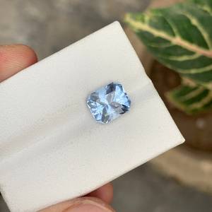 Piedra Preciosa de Aguamarina Azul Natural Facetada de Corte Elegante, Calidad Premium para Joyería - Product Image 3