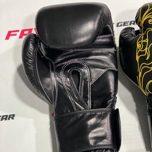 ถุงมือชกมวยหนังแท้ Fairtex Glory สีน้ำเงินทอง รุ่นล่าสุด ออกแบบพิเศษสำหรับมวยไทย มวยสากล MMA ฝึกซ้อมและแข่งขันระดับมืออาชีพ - Product Image 6