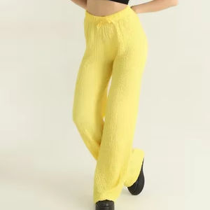 Nouveau style Pantalons et joggings pour femmes Ryder Wear – Vêtements d'extérieur décontractés et tendance pour femmes - Product Image 4