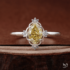 Anillo de Diamante Amarillo Ovalado Certificado por IGI, 1.11 Ct, Anillo de Compromiso Floral Amarillo Intenso en Oro de 10K - Product Image 1