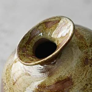 Vase en céramique artisanal de haute qualité, style Wabi-Sabi vintage, en grès cuit au four, pour table, par UO INDIA - Product Image 5