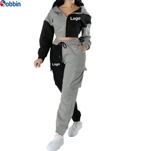 Conjunto Casual Personalizado para Mujer 2 en 1, 100% Algodón, con Chaqueta Corta con Capucha y Bloques de Color a la Moda, Pantalones Cargo y Pantalones Deportivos - Product Image 1