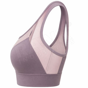Ropa Deportiva Profesional, Cómoda y a la Moda, Sujetador Deportivo Transpirable para Mujer, Hecho en Pakistán - Product Image 3