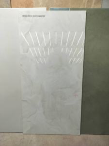 Baldosa de porcelana con aspecto de mármol blanco Statuario premium de 600x1200 mm, GVT PGVT, esmaltada y vitrificada, para pisos y paredes, de alta calidad. - Product Image 3