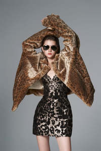 Abrigo de invierno de piel gruesa Savannah Ja-guar Fur Jacket Faux Fur Coat de ENZO & LEO Local Brand Vietnam - Product Image 4
