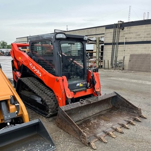 รถตักล้อยาง Kubota SVL75-3 รุ่นพรีเมียม พร้อมเครื่องยนต์ทรงพลัง กำลังยกสูง ระบบไฮดรอลิกที่เชื่อถือได้ - Product Image 4