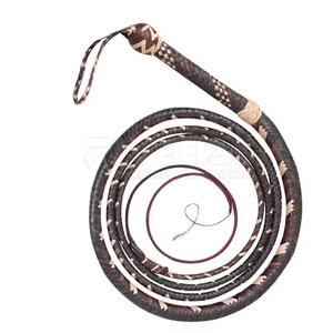 Látigo de cuero premium hecho a mano, cuero genuino duradero, mango resistente, diseño flexible, ideal para entrenamiento y actividades al aire libre. - Product Image 2