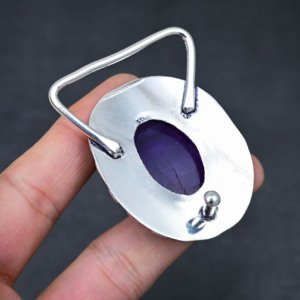 Venta al por mayor de colgantes de plata de ley con amatista facetada ovalada creada en laboratorio para mujeres. - Product Image 2