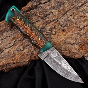 Couteau de chasse et de dépecage artisanal en acier Damas, lame fixe de style western, couteau de camping d'extérieur avec manche en résine de cône de pin vert - Product Image 5