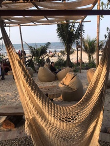 Hamaca moderna de macramé para exteriores con palo de madera, muebles de exterior al por mayor, columpio bohemio, hamaca colgante tejida a mano - Product Image 2