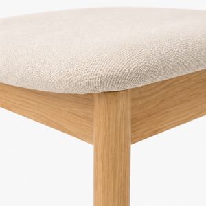 Ensemble de table à manger rectangulaire en teck minimaliste de luxe ARTERRA, style Japandi, chaises modernes avec coussins, écologiques, durables, pour restaurant - Product Image 5