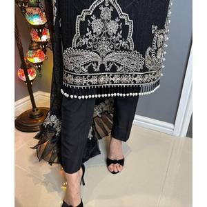 Belle fête porter haut bas Dupatta ensemble pour femmes - Product Image 3