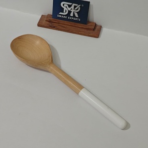 Cuillère de cuisine en bois faite à la main avec manche en résine blanche, cuillère de service en bois de hêtre naturel, ustensile de cuisine écologique - Product Image 6