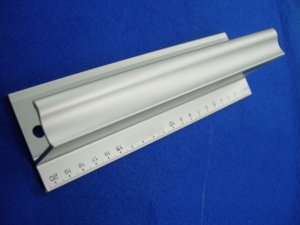 Regla de corte de aluminio AA0025 - Product Image 1