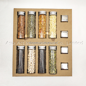 Kit d'infusion d'alcool avec impression UV pour les agences de voyage : infusez votre boisson alcoolisée avec des recettes de cocktails pour créer plus de 70 vodkas aromatisées - Product Image 3