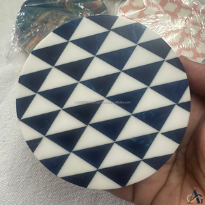 Sous-verres en résine époxy AG Elements, design géométrique bleu, diamètre 100 mm, résistants à la chaleur, écologiques, antidérapants, pour table basse - Product Image 5