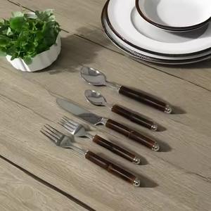 Ensemble de couverts en acier inoxydable robuste, vaisselle de restaurant solide pour buffet et traiteur - Product Image 5