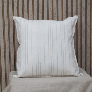 Coussin carré moderne en lin tissé jacquard uni avec bordure, fermeture éclair et couleur unie pour salon et canapé, vente en gros - Product Image 6