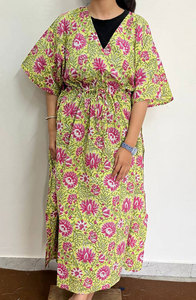 Vestido Kaftan Estampado de Algodón Suave para Mujer con Tela Transpirable y Caída Elegante - Product Image 3