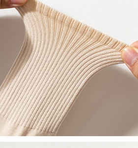 Chaussettes de sport en gros, logo personnalisé, haute qualité, colorées, amusantes, en Spandex/Nylon, pour hommes, respirantes, anti-bactériennes, séchage rapide - Product Image 2