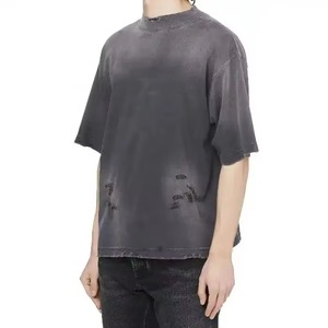 Camiseta de hombre 100% algodón estampada con efecto desgastado, estilo urbano, gráfico personalizado, vintage, camisetas con efecto desgastado. - Product Image 2