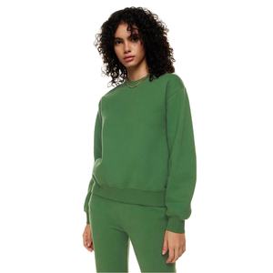 เสื้อสเวตเชิ้ตและเสื้อฮู้ดคอกลมไซส์ใหญ่สำหรับผู้หญิงแบบ OEM พร้อมลายปัก ดีไซน์ป้องกันขนร่วง มีแบบไม่มีลายให้เลือก - Product Image 3