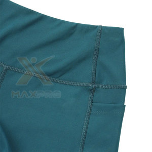Pantalon de yoga confortable pour femme, usage extérieur – Taille mi-haute élastique, couleur unie, écologique, respirant, Spandex/Polyester, personnalisable - Product Image 5