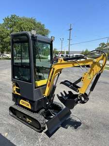 Mini-excavatrice AGT QH13R neuve, 2,5 tonnes, petite pelle compacte avec moteur et composants de pompe de qualité garantie. - Product Image 2