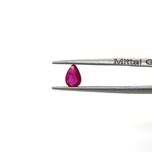 Rubíes naturales sin tratar de Mozambique, calibrados en forma de pera de 3x5 mm, piedras preciosas de rubí facetadas naturales sueltas para la fabricación de joyas, listas para usar. - Product Image 2
