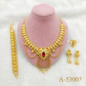 Conjunto de Joyería Nupcial de Corazón de Aleación de Zinc Chapado en Oro con Circones: Collar, Pendientes, Anillo y Pulsera con Cadena de Serpiente, Moderno y Tradicional para Boda - Product Image 4