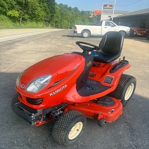 Tractor cortacésped Kubota Gr2020 de alto rendimiento, diseñado para cortes potentes en jardines y granjas con comodidad. - Product Image 3