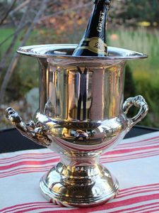 Metallic champagne tub wine presentation bucket upscale <b>bar</b> accessory gold finish beverage cooler premium - Product Image 2