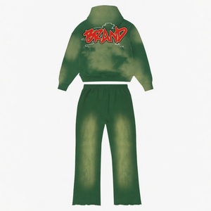 Conjunto deportivo unisex Glory Custom con lavado ácido, sudadera con capucha de cremallera completa y pantalones deportivos acampanados con impresión DTG premium. Elegante. - Product Image 3