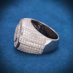 Bague Cœur Baguette Plaqué Or Sertie de Pierres Moissanite, Bijou Hip Hop Unisexe Tendance et Audacieux - Product Image 2