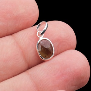 Pendentif tendance en tourmaline verte naturelle, taille ovale, sertissage clos, certifié GIA, en argent sterling massif 925, pierre de naissance d'octobre - Product Image 4